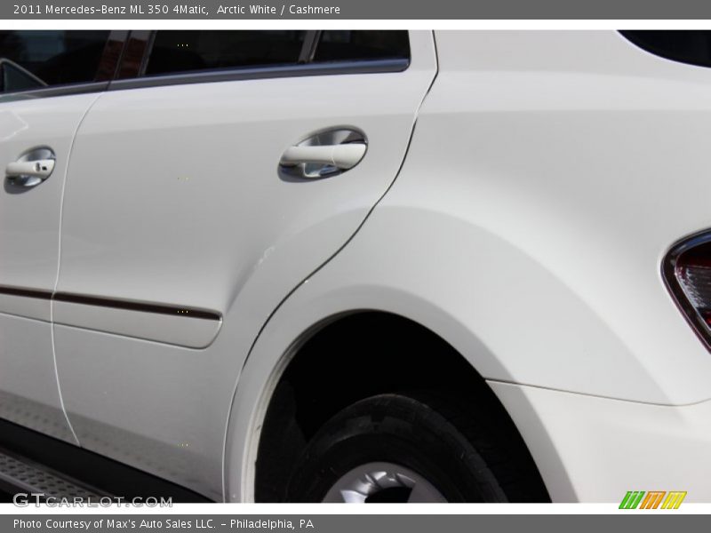 Arctic White / Cashmere 2011 Mercedes-Benz ML 350 4Matic