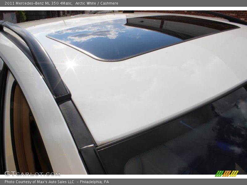 Arctic White / Cashmere 2011 Mercedes-Benz ML 350 4Matic