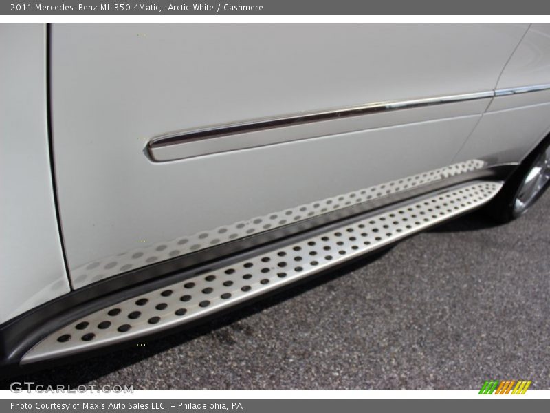 Arctic White / Cashmere 2011 Mercedes-Benz ML 350 4Matic