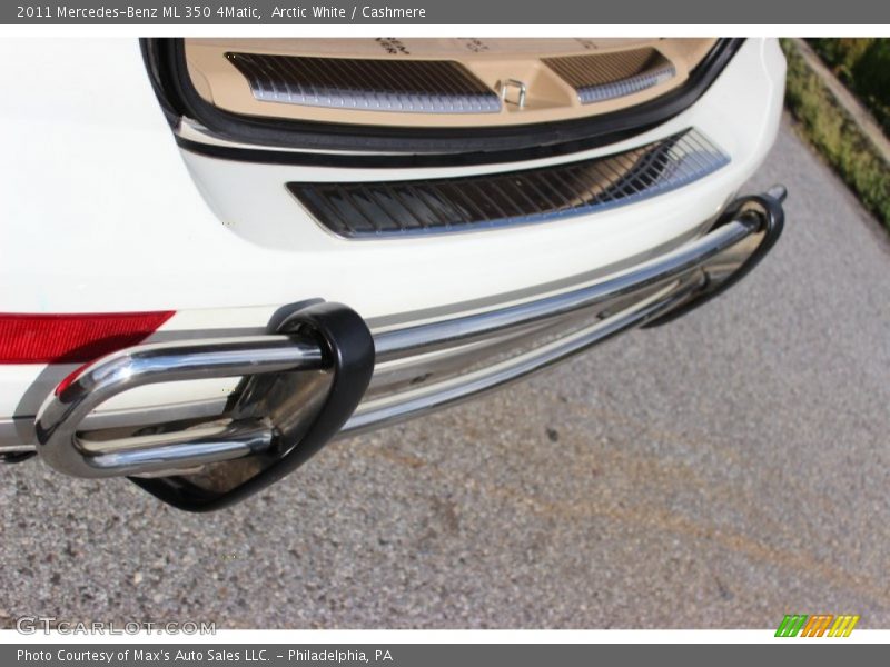 Arctic White / Cashmere 2011 Mercedes-Benz ML 350 4Matic