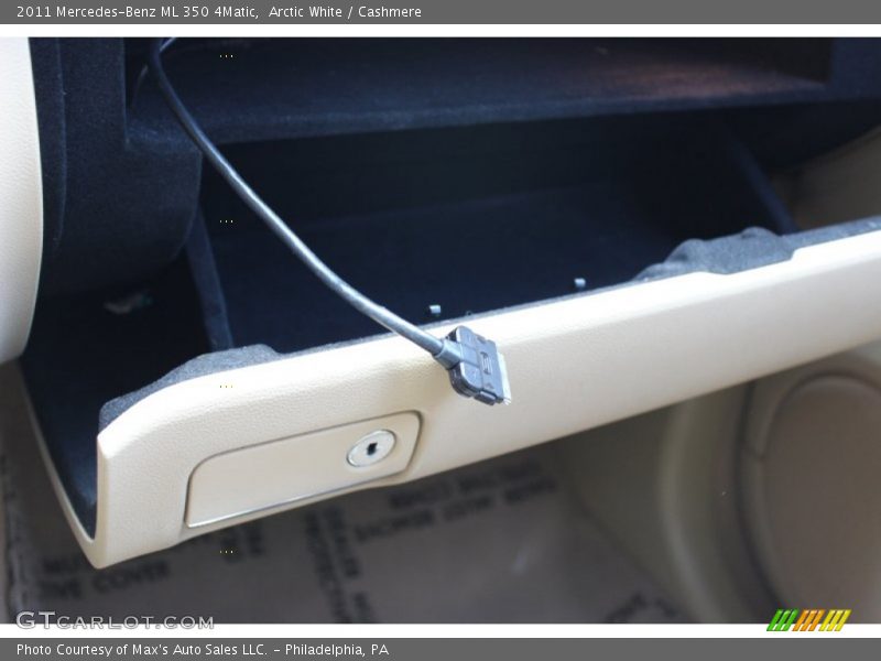 Arctic White / Cashmere 2011 Mercedes-Benz ML 350 4Matic