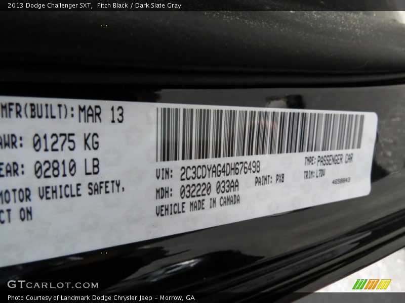 Pitch Black / Dark Slate Gray 2013 Dodge Challenger SXT