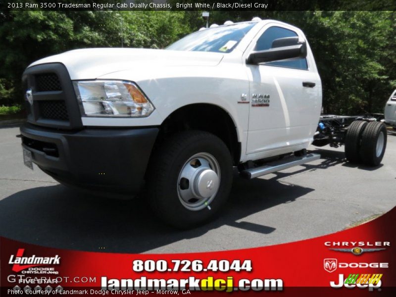 Bright White / Black/Diesel Gray 2013 Ram 3500 Tradesman Regular Cab Dually Chassis