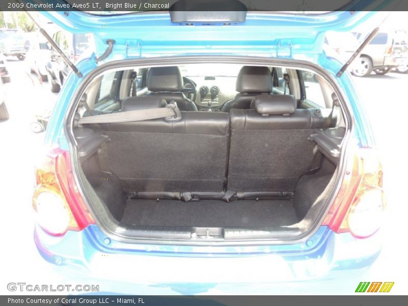 Bright Blue / Charcoal 2009 Chevrolet Aveo Aveo5 LT
