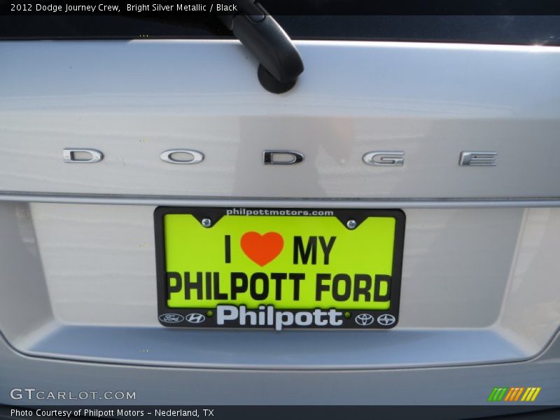 Bright Silver Metallic / Black 2012 Dodge Journey Crew