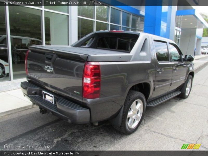 Taupe Gray Metallic / Ebony 2010 Chevrolet Avalanche LT 4x4