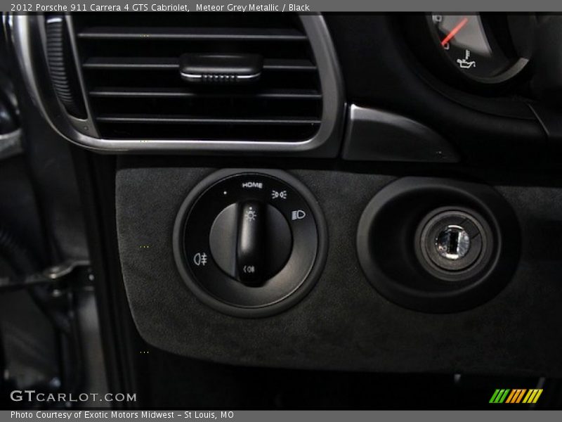 Controls of 2012 911 Carrera 4 GTS Cabriolet