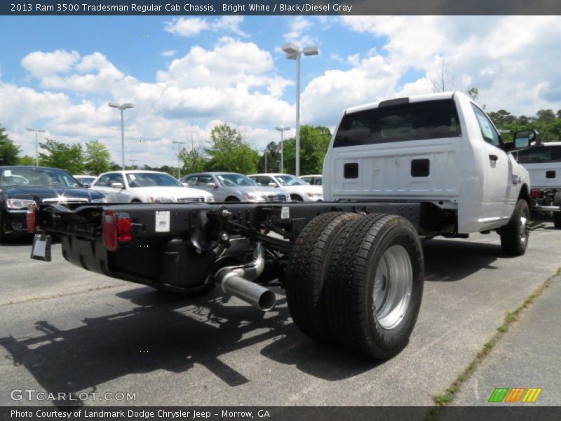 Bright White / Black/Diesel Gray 2013 Ram 3500 Tradesman Regular Cab Chassis