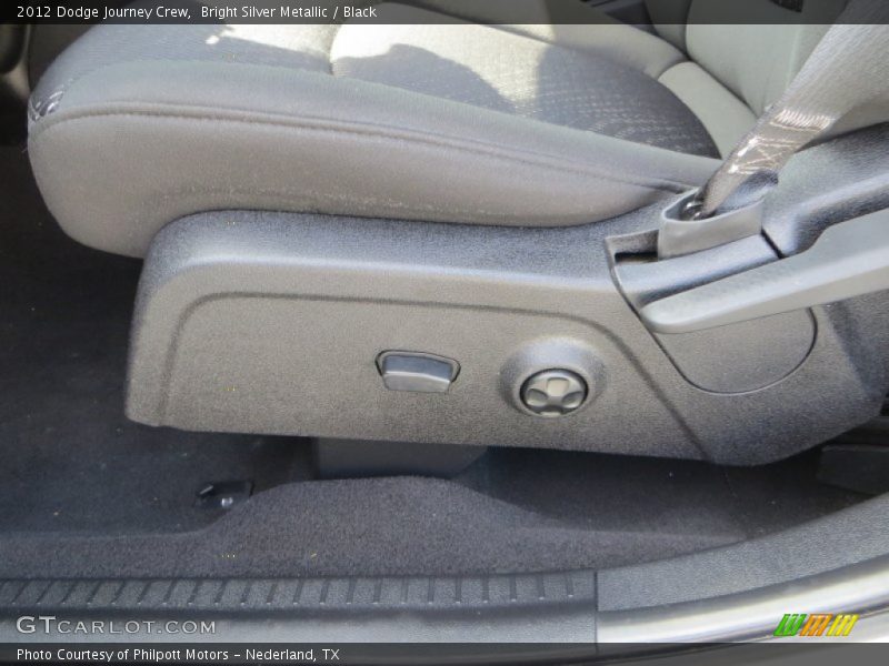 Bright Silver Metallic / Black 2012 Dodge Journey Crew