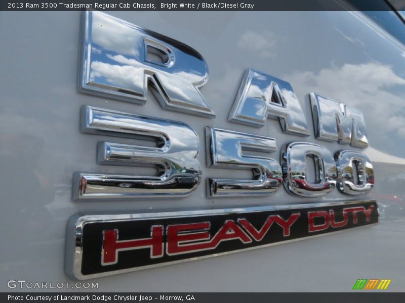 Bright White / Black/Diesel Gray 2013 Ram 3500 Tradesman Regular Cab Chassis
