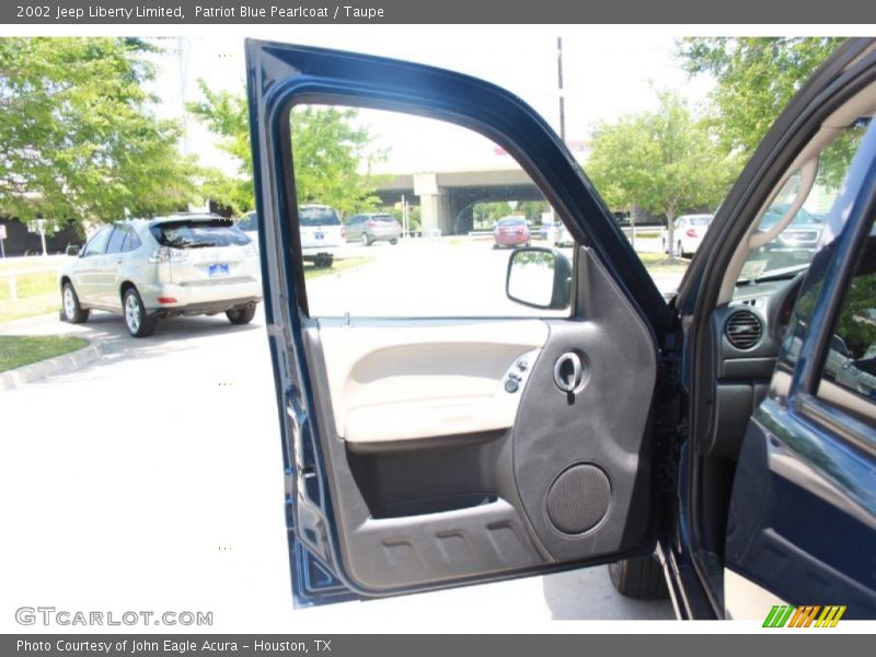 Patriot Blue Pearlcoat / Taupe 2002 Jeep Liberty Limited
