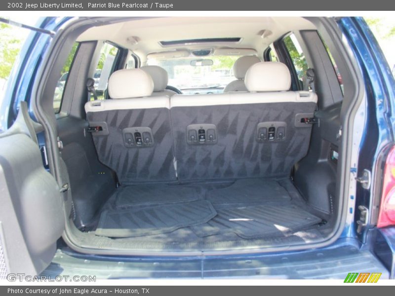  2002 Liberty Limited Trunk