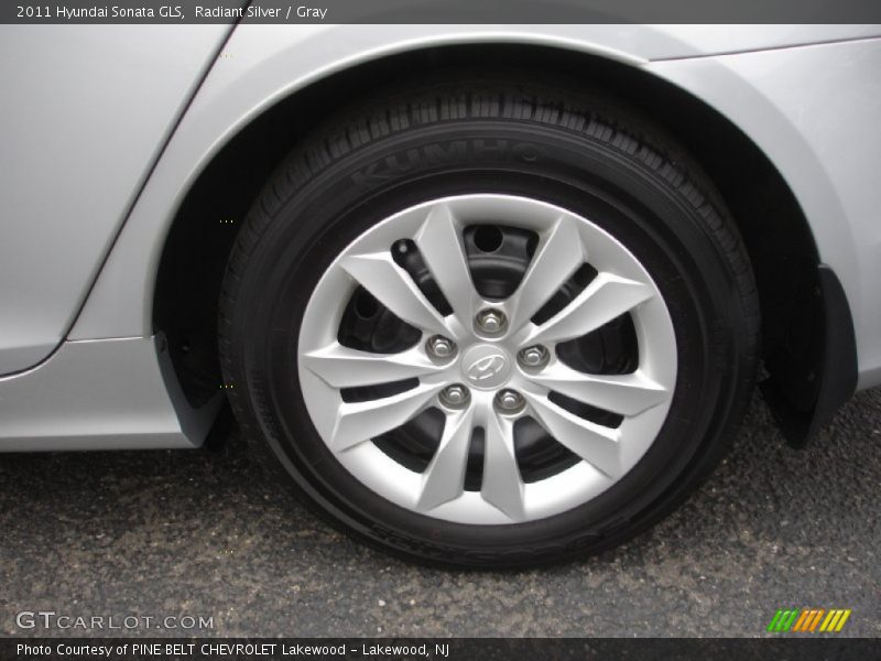 Radiant Silver / Gray 2011 Hyundai Sonata GLS