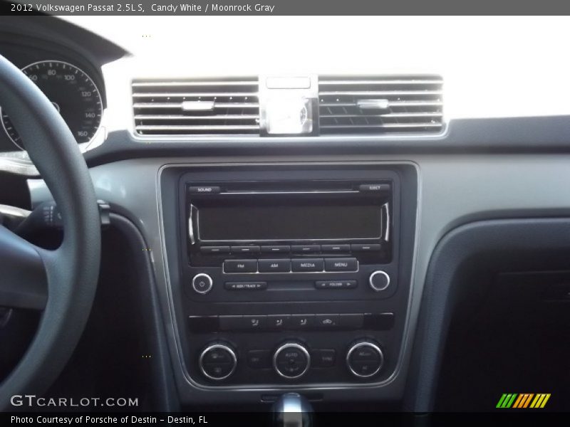 Candy White / Moonrock Gray 2012 Volkswagen Passat 2.5L S