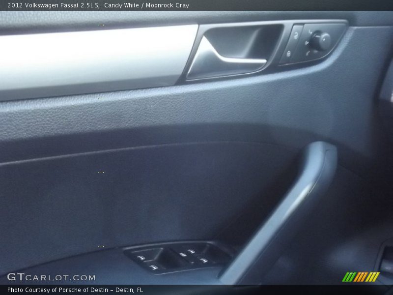 Candy White / Moonrock Gray 2012 Volkswagen Passat 2.5L S