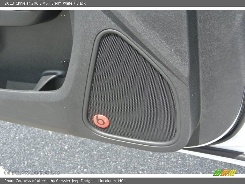 Audio System of 2013 300 S V6