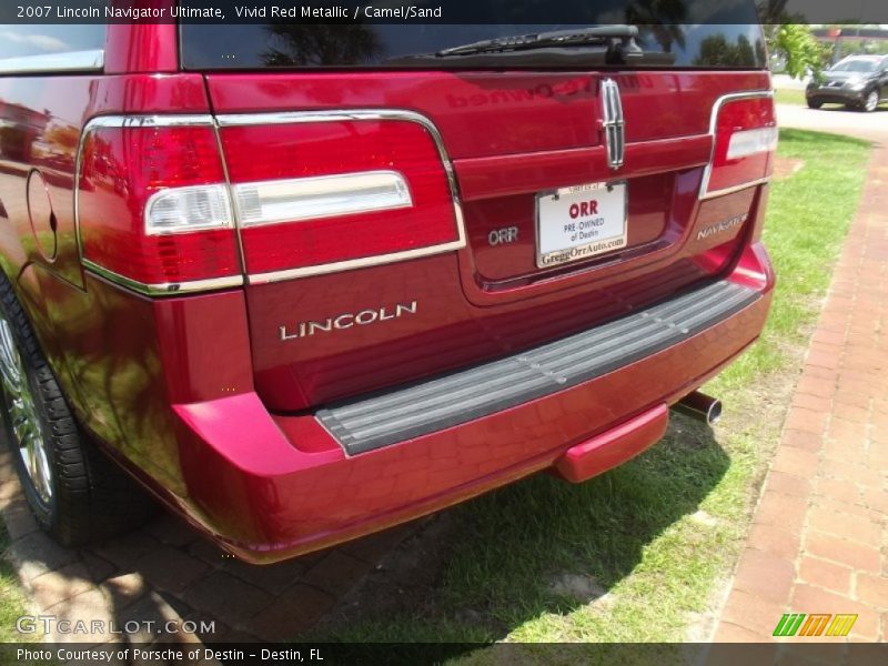 Vivid Red Metallic / Camel/Sand 2007 Lincoln Navigator Ultimate