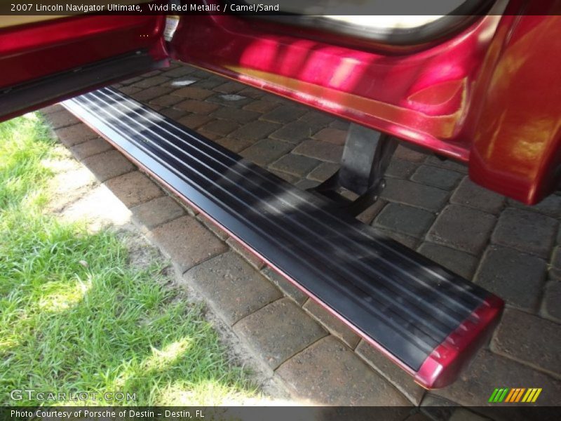 Vivid Red Metallic / Camel/Sand 2007 Lincoln Navigator Ultimate