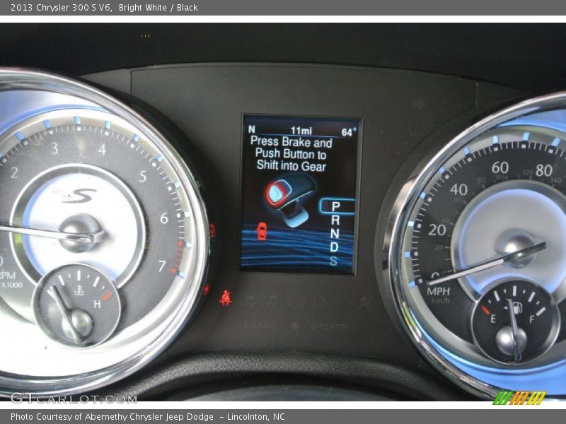 Bright White / Black 2013 Chrysler 300 S V6