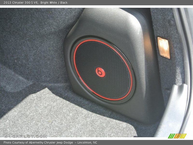 Audio System of 2013 300 S V6