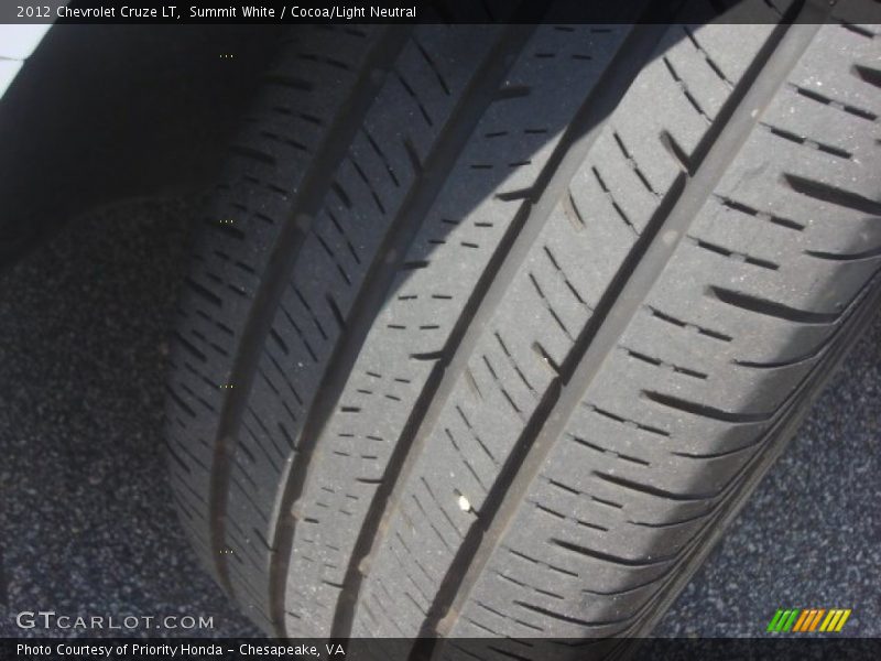 Summit White / Cocoa/Light Neutral 2012 Chevrolet Cruze LT