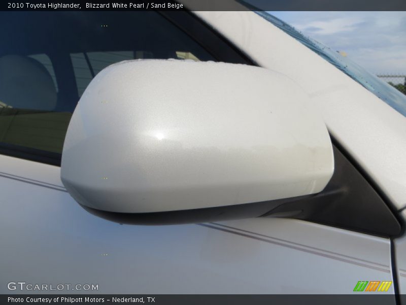 Blizzard White Pearl / Sand Beige 2010 Toyota Highlander