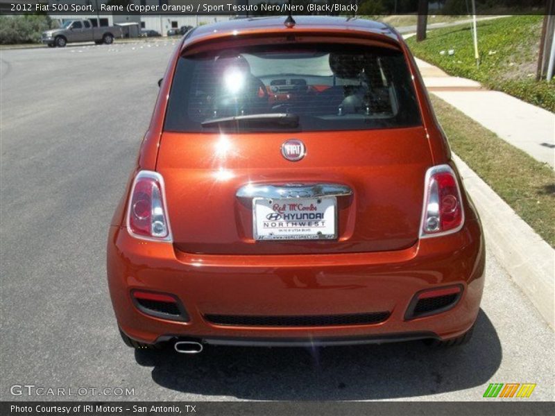 Rame (Copper Orange) / Sport Tessuto Nero/Nero (Black/Black) 2012 Fiat 500 Sport
