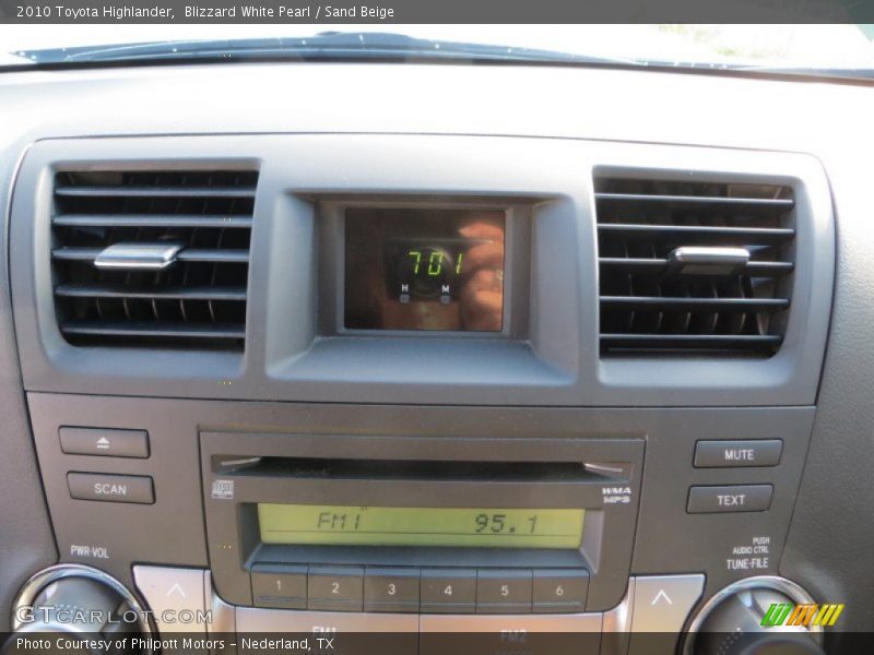 Blizzard White Pearl / Sand Beige 2010 Toyota Highlander
