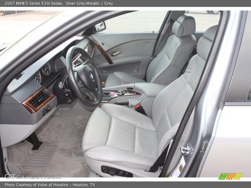 Front Seat of 2007 5 Series 530i Sedan