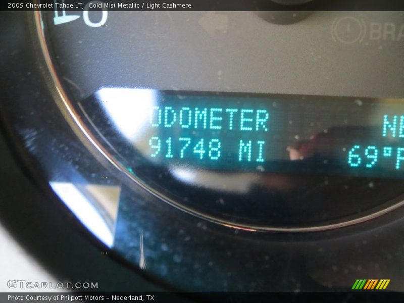 Gold Mist Metallic / Light Cashmere 2009 Chevrolet Tahoe LT