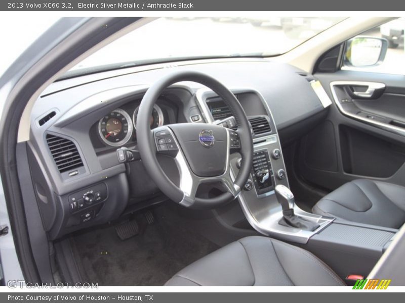 Electric Silver Metallic / Anthracite Black 2013 Volvo XC60 3.2