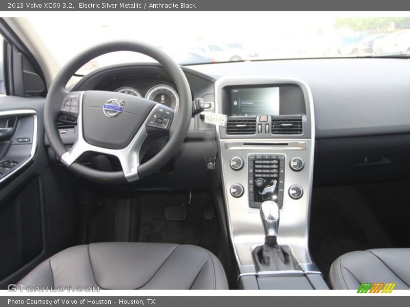 Electric Silver Metallic / Anthracite Black 2013 Volvo XC60 3.2