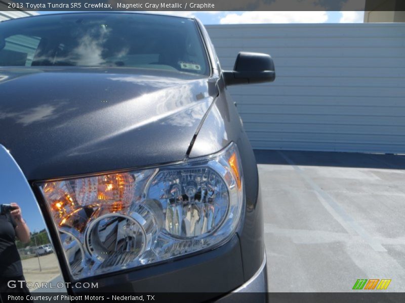 Magnetic Gray Metallic / Graphite 2013 Toyota Tundra SR5 CrewMax