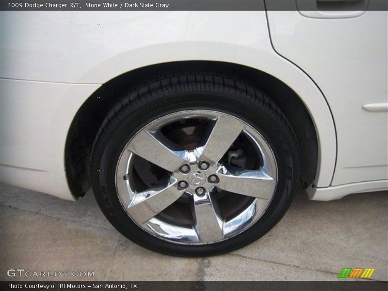 Stone White / Dark Slate Gray 2009 Dodge Charger R/T