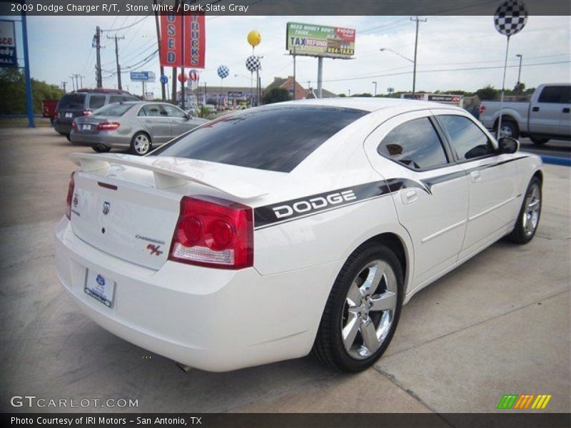 Stone White / Dark Slate Gray 2009 Dodge Charger R/T