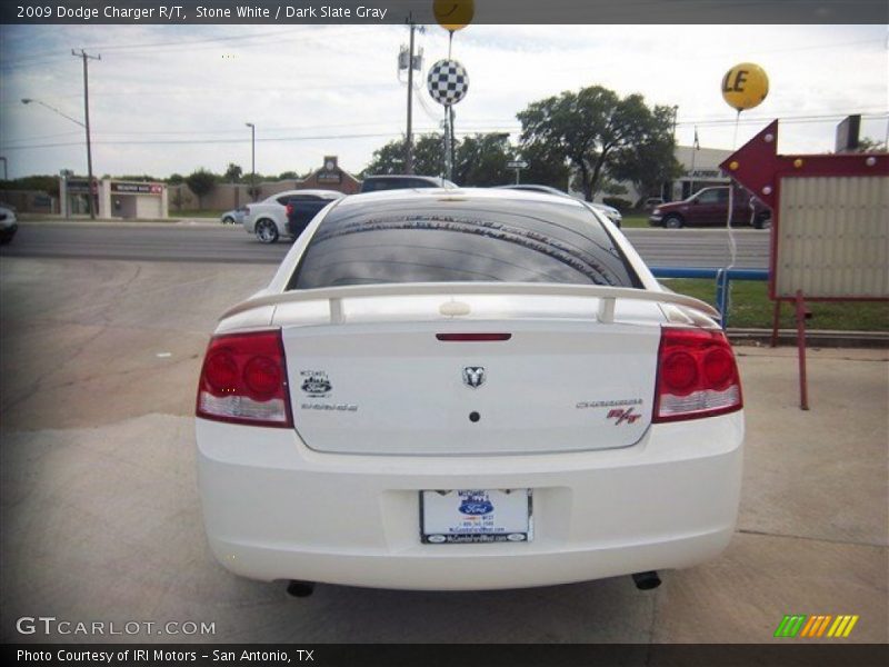 Stone White / Dark Slate Gray 2009 Dodge Charger R/T