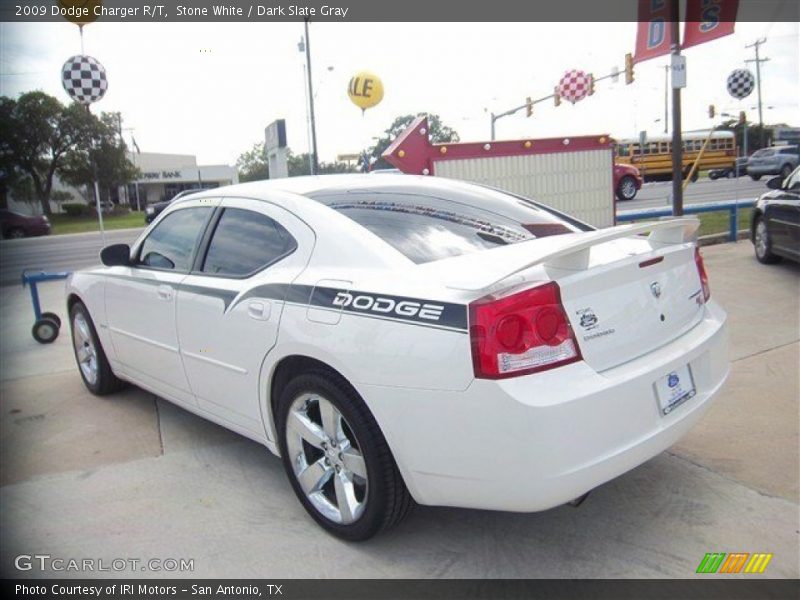 Stone White / Dark Slate Gray 2009 Dodge Charger R/T