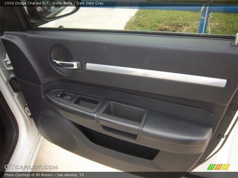 Stone White / Dark Slate Gray 2009 Dodge Charger R/T