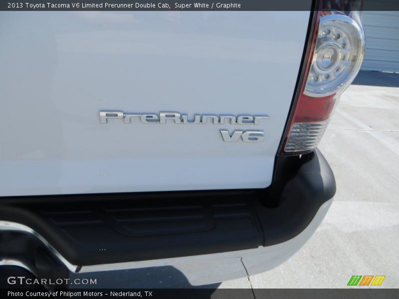 Super White / Graphite 2013 Toyota Tacoma V6 Limited Prerunner Double Cab