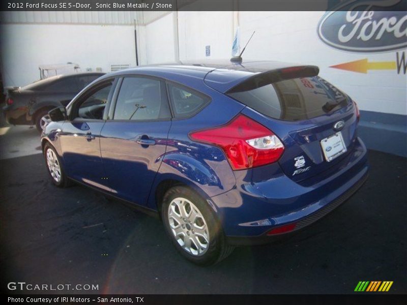 Sonic Blue Metallic / Stone 2012 Ford Focus SE 5-Door
