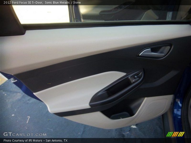 Sonic Blue Metallic / Stone 2012 Ford Focus SE 5-Door