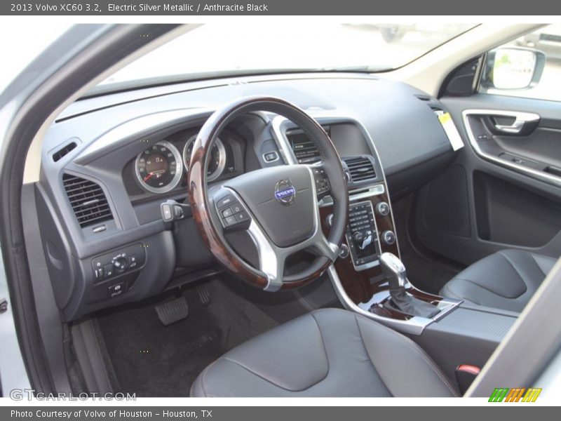 Electric Silver Metallic / Anthracite Black 2013 Volvo XC60 3.2