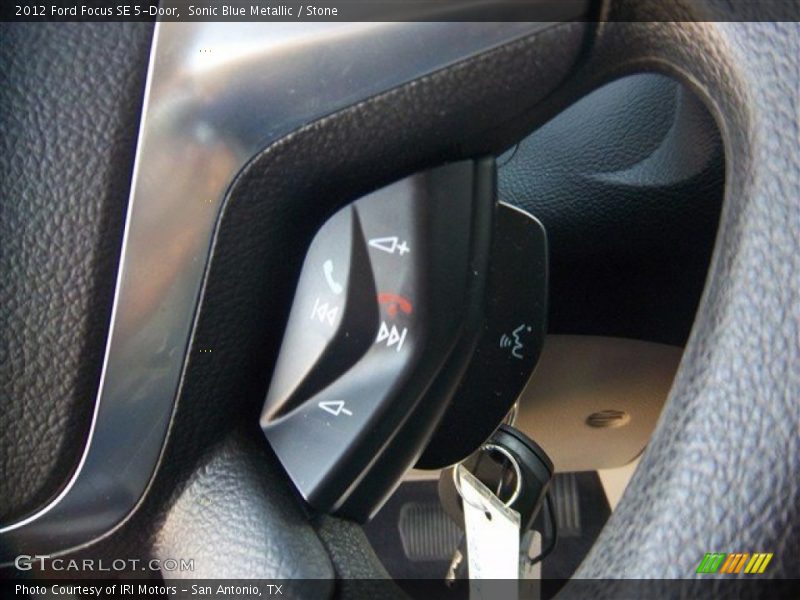 Sonic Blue Metallic / Stone 2012 Ford Focus SE 5-Door