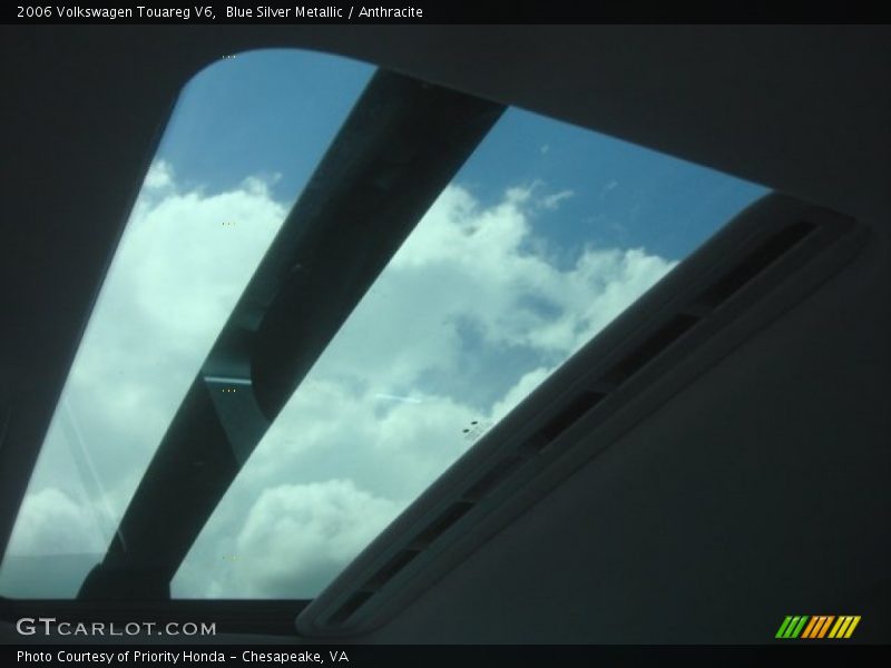 Blue Silver Metallic / Anthracite 2006 Volkswagen Touareg V6