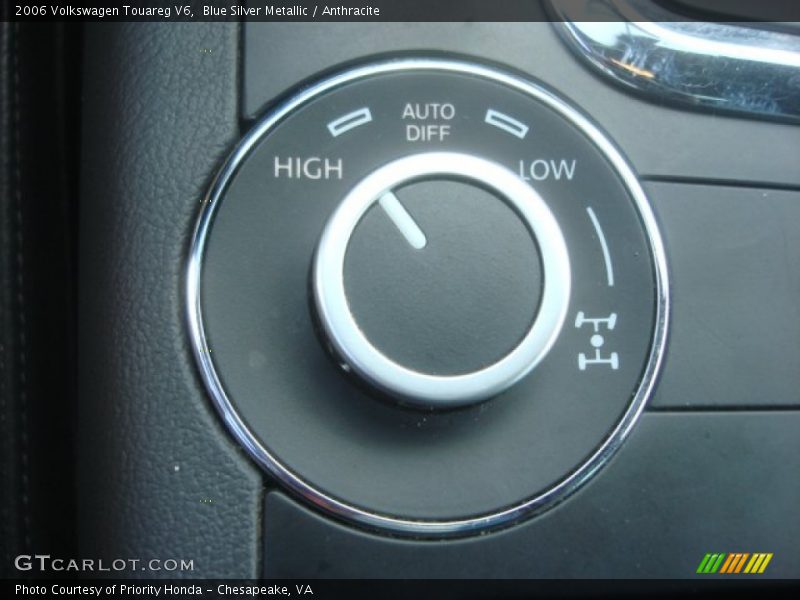 Blue Silver Metallic / Anthracite 2006 Volkswagen Touareg V6