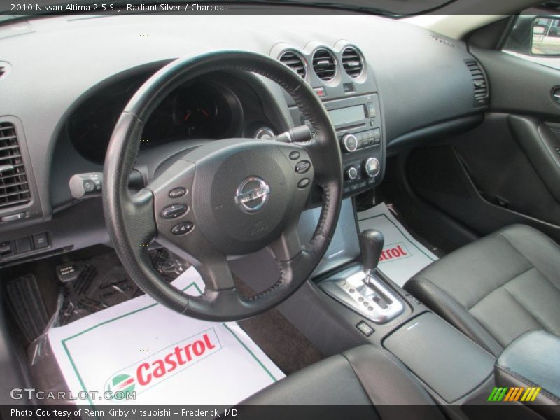 Radiant Silver / Charcoal 2010 Nissan Altima 2.5 SL