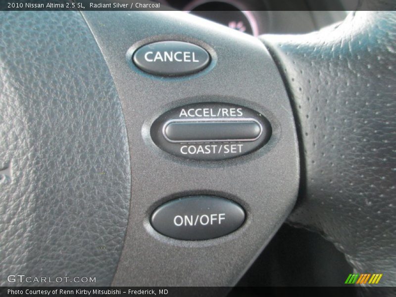 Radiant Silver / Charcoal 2010 Nissan Altima 2.5 SL
