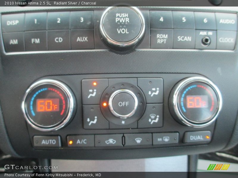 Radiant Silver / Charcoal 2010 Nissan Altima 2.5 SL