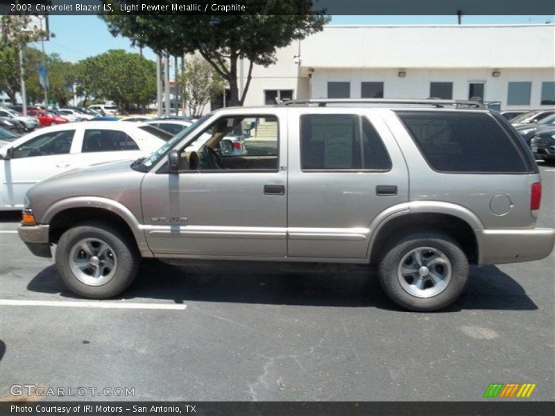 Light Pewter Metallic / Graphite 2002 Chevrolet Blazer LS
