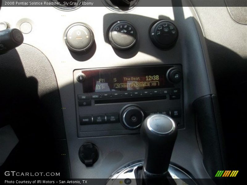 Sly Gray / Ebony 2008 Pontiac Solstice Roadster